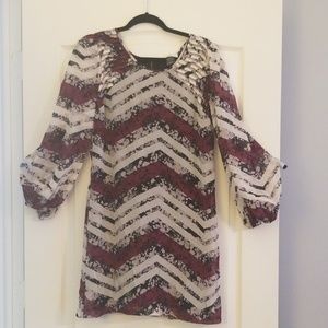 Love Fire Back Zip Long Sleeve Sheath Dress - M